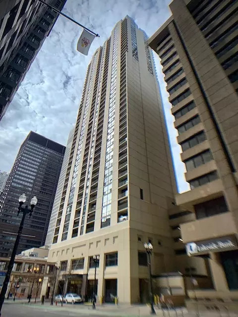 200 N Dearborn St #P-80, Chicago, IL 60601