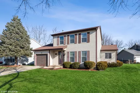 19 Fallstone Dr, Streamwood, IL 60107