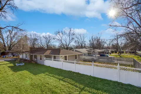 406 W 35th St, Steger, IL 60475 photo 2