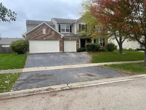 267 Claridge Cir, Bolingbrook, IL 60440