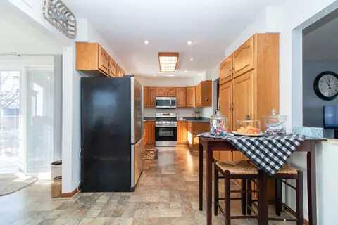 817 Sheridan Rd, Normal, IL 61761 photo 7