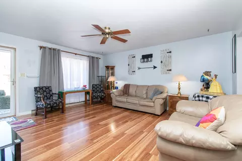 817 Sheridan Rd, Normal, IL 61761 photo 3