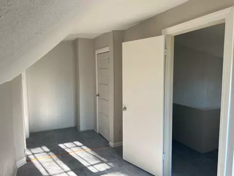 521 E Center St, Freeport, IL 61032 photo 15