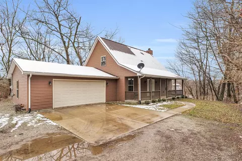 235 W Autumn Dr, Oakwood, IL 61858