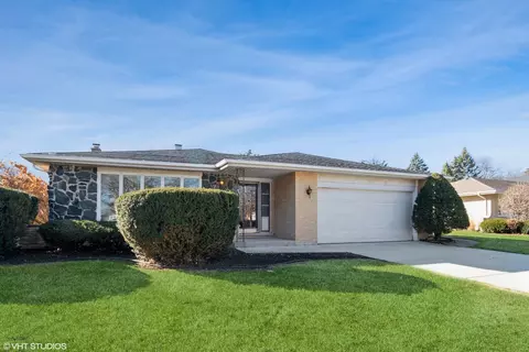 507 Claremont Dr, Downers Grove, IL 60516