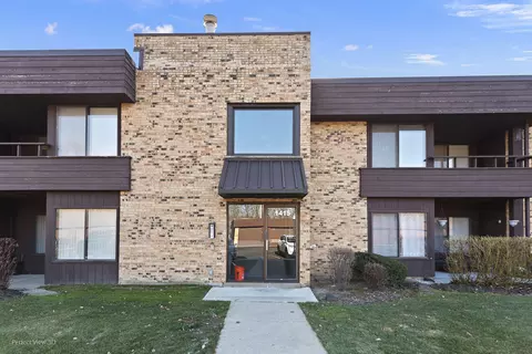 1415 N Sterling Ave #203, Palatine, IL 60067