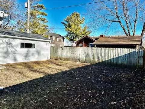 309 Washington St, Ingleside, IL 60041 photo 4