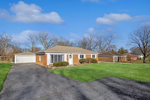 112 E 14th St, Lombard, IL 60148