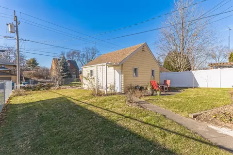 953 S Myrtle Ave, Kankakee, IL 60901 photo 5