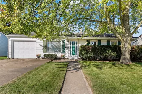 518 Camden Ave, Romeoville, IL 60446