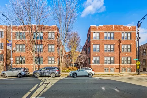 2110 W Montrose Ave #1N, Chicago, IL 60618