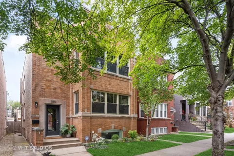 3510 N Oakley Ave, Chicago, IL 60618