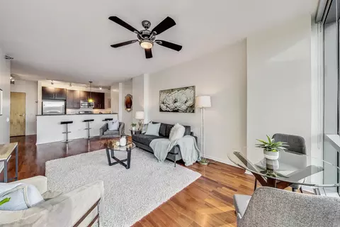 123 S Green St #1010B, Chicago, IL 60607 photo 4