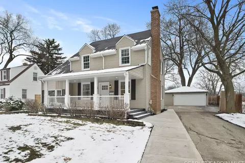 647 N Elizabeth St, Lombard, IL 60148