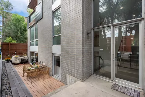 1214 N Wood St #101, Chicago, IL 60622