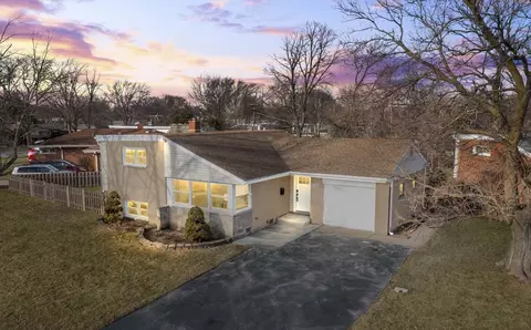 239 S Fair Ave, Elmhurst, IL 60126 photo 2