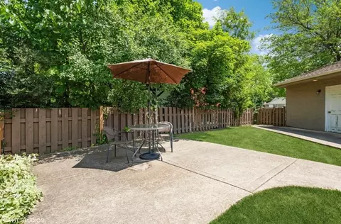 239 S Fair Ave, Elmhurst, IL 60126 photo 4