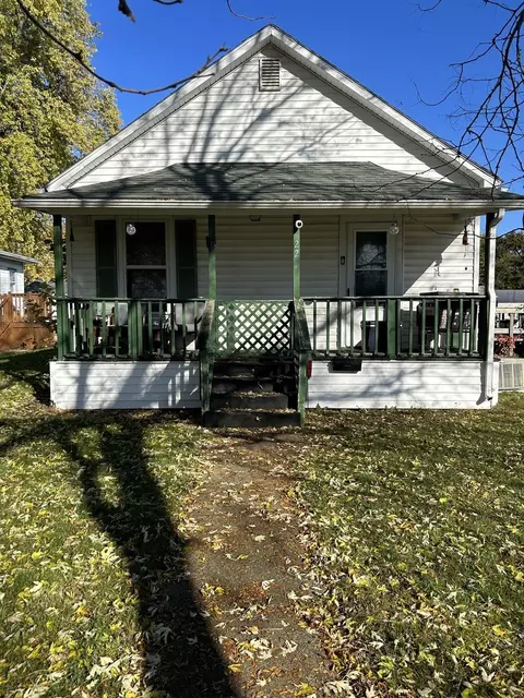 226 W 3rd St, Spring Valley, IL 61362 photo 1