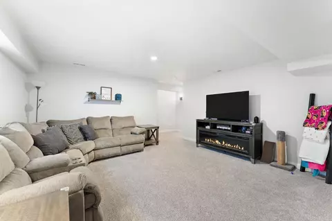 2349 Spring Run Ln, Lowell, IN 46356 photo 29