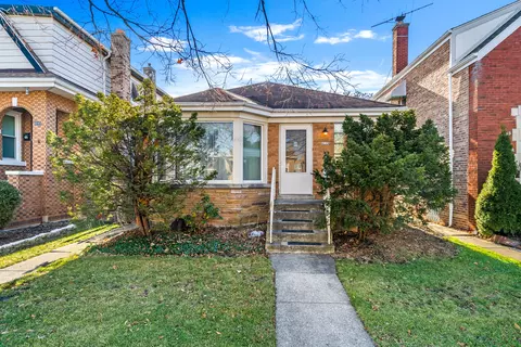 6149 W Fletcher St, Chicago, IL 60634