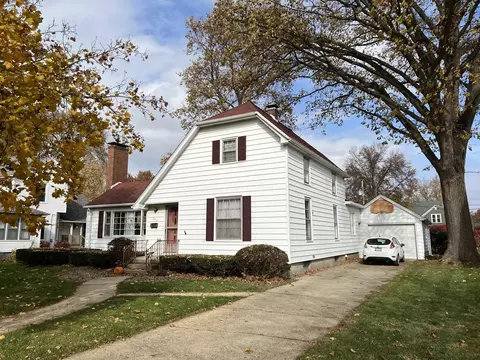 243 W Patton St, Paxton, IL 60957