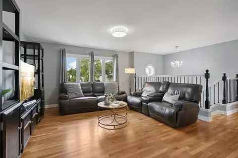Living - 785 Cambridge Ln, Hoffman Estates, IL 60169 photo 1 of 6