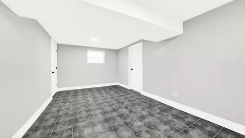 641 E 89th St, Chicago, IL 60619 photo 22
