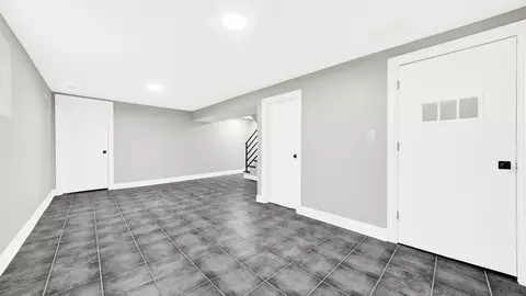 641 E 89th St, Chicago, IL 60619 photo 17
