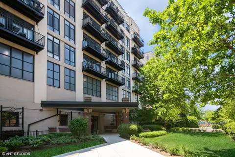1525 S Sangamon St #805-P, Chicago, IL 60608