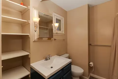 407 12 E Locust St, Bloomington, IL 61701 photo 15