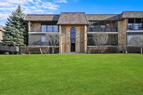 15720 Brassie Ct #2S, Orland Park, IL 60462