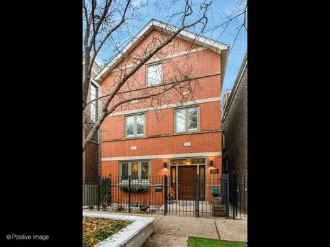 2224 W Belden Ave, Chicago, IL 60647