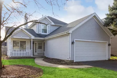 4418 W Riverside Dr, Plainfield, IL 60586