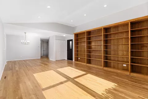 3500 Arcadia St, Evanston, IL 60203 photo 3