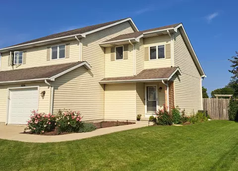 414 Ravinia Dr, Shorewood, IL 60404