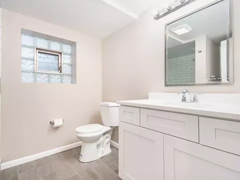 8121 S Octavia Ave, Bridgeview, IL 60455 photo 17