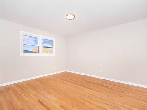 8121 S Octavia Ave, Bridgeview, IL 60455 photo 14