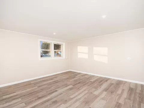 8121 S Octavia Ave, Bridgeview, IL 60455 photo 21