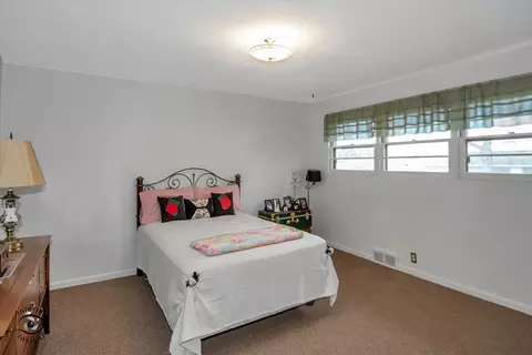 924 E 8th St, Lockport, IL 60441 photo 14