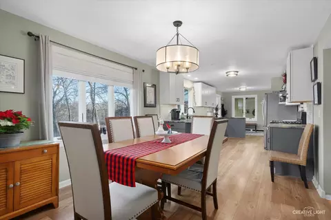 991 Hillcrest Rd, Elgin, IL 60123 photo 10