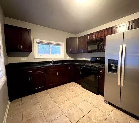 2837 Oxford Dr, Markham, IL 60428 photo 7