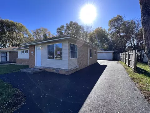 2837 Oxford Dr, Markham, IL 60428 photo 2