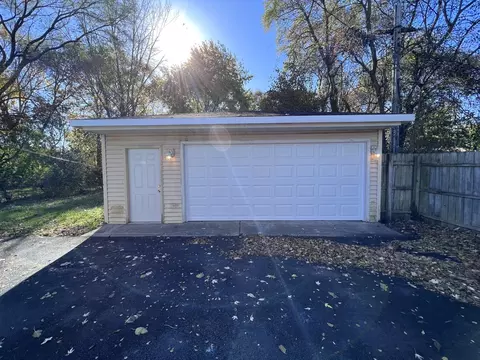 2837 Oxford Dr, Markham, IL 60428 photo 3