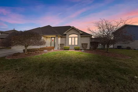 7634 Newfield Ln, Tinley Park, IL 60487