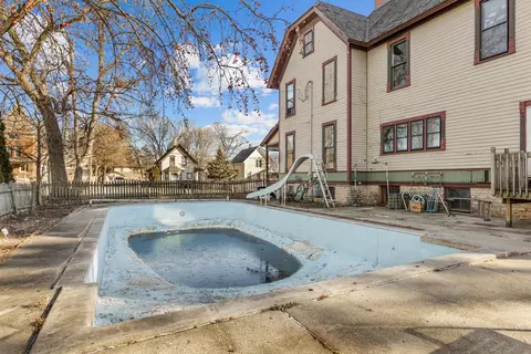 456 Douglas Ave, Elgin, IL 60120 photo 36