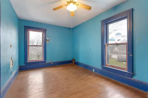 456 Douglas Ave, Elgin, IL 60120 photo 22