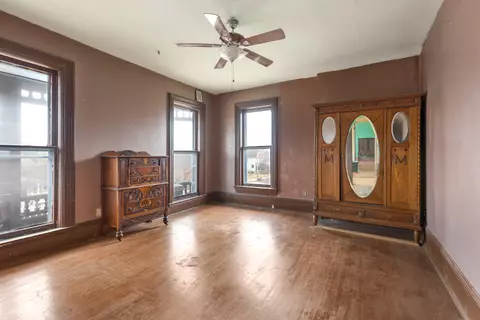 456 Douglas Ave, Elgin, IL 60120 photo 21