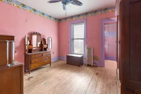456 Douglas Ave, Elgin, IL 60120 photo 23