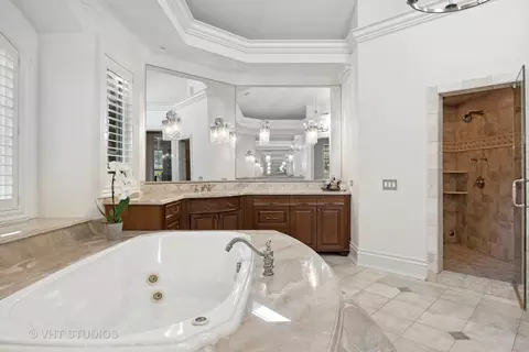 8721 Balmoral Ct, Burr Ridge, IL 60527 photo 33