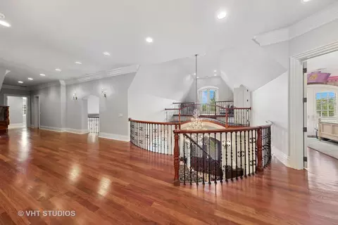 8721 Balmoral Ct, Burr Ridge, IL 60527 photo 38